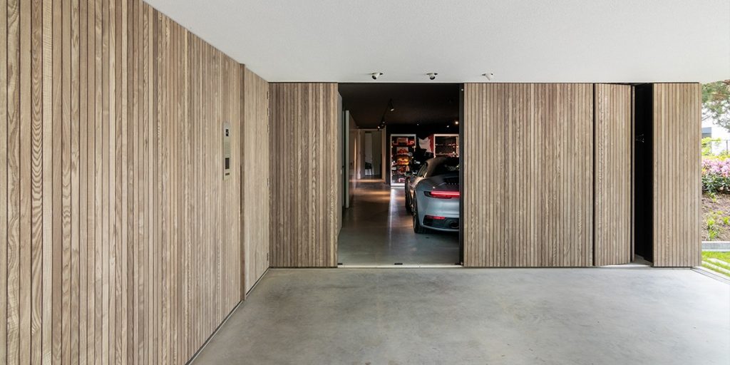 Houten Garagedeur Met Loopdeur